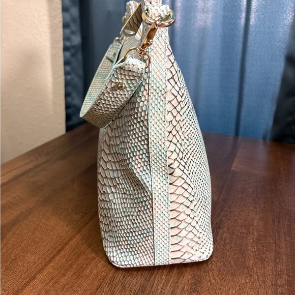 Brahmin NWOT Bristol Hobo-Opal Shimmer-Snake Embossed Leather-HTF-RARE - Picture 8 of 16